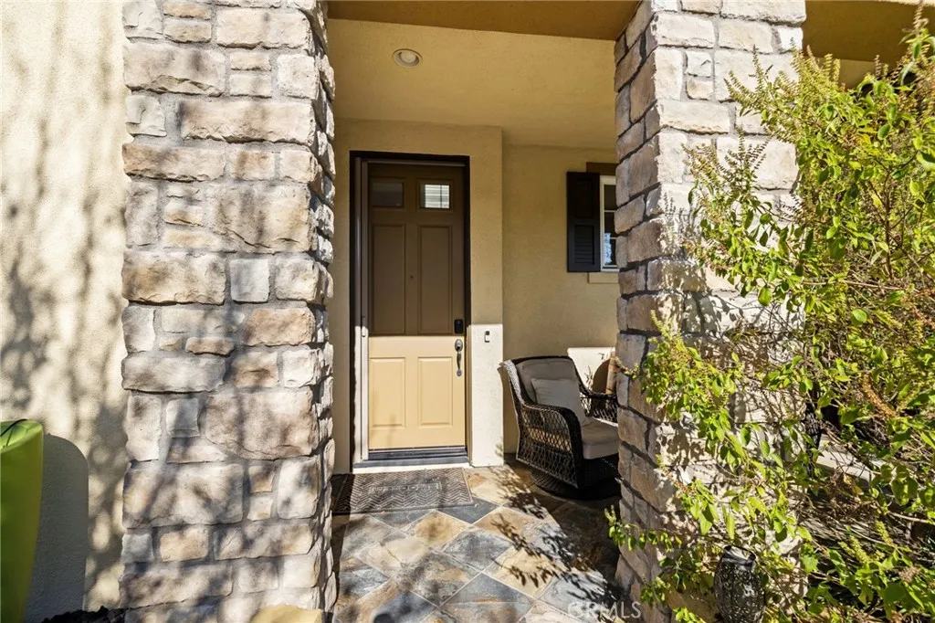 465 Periwinkle, Fullerton, California 92835 home-pic-5