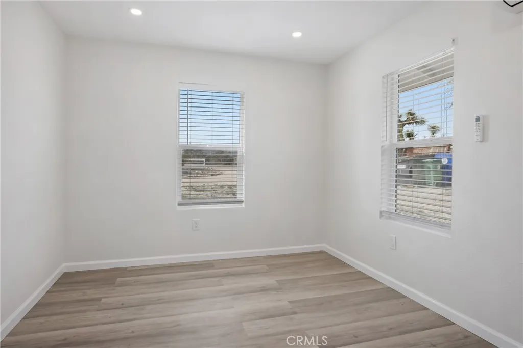 4537 Anita Avenue, Yucca Valley, California 92284 home-pic-41