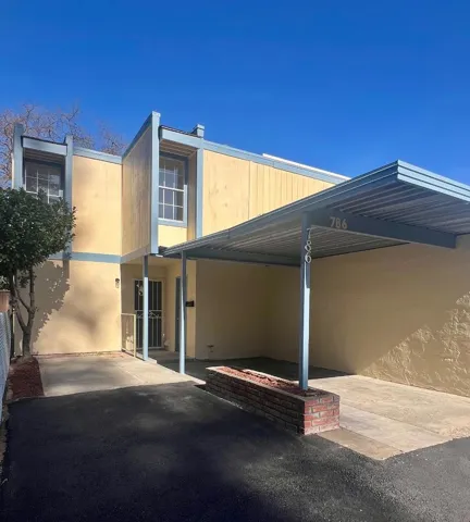786 Simpson Place, Santa Rosa, California 95401