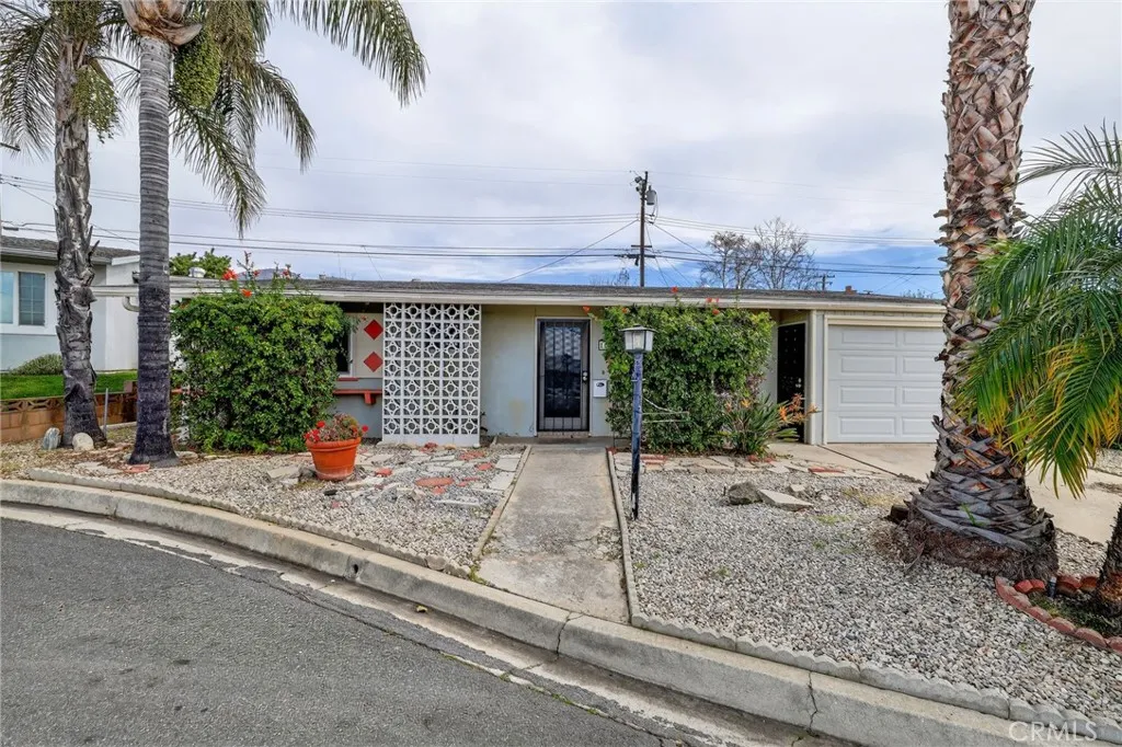 11675 Calvin, Yucaipa, California 92399 home-pic-2