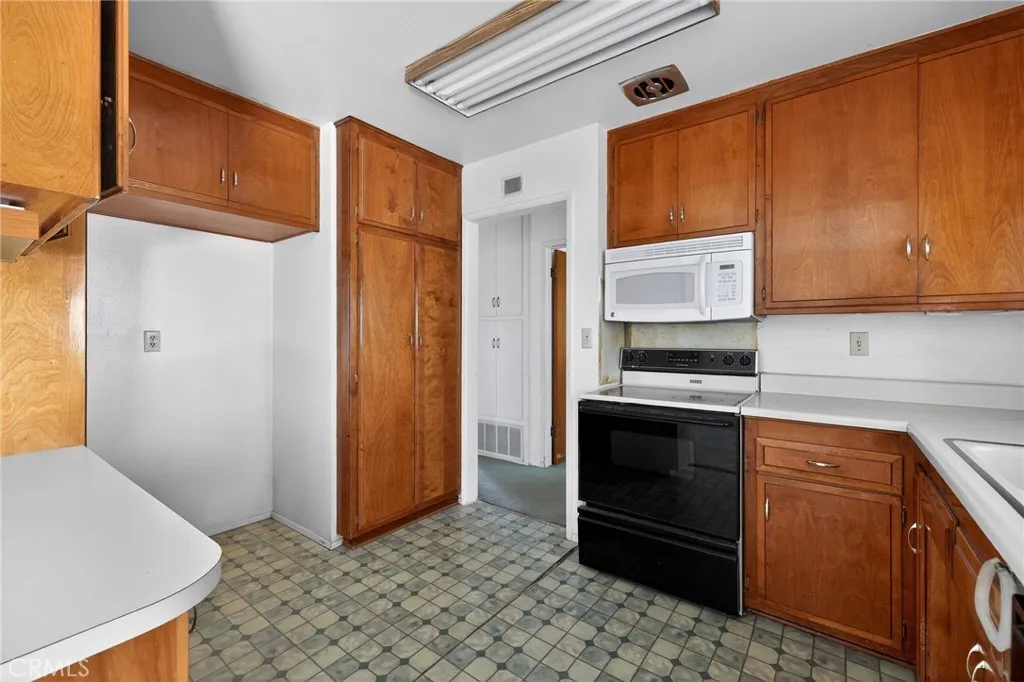 11675 Calvin, Yucaipa, California 92399 home-pic-23