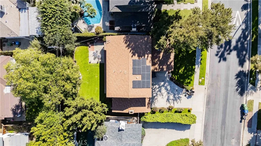 6446 Petit, Van Nuys, California 91406 home-pic-31