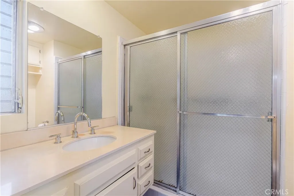 6446 Petit, Van Nuys, California 91406 home-pic-25