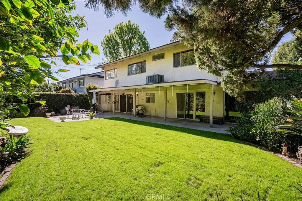 6446 Petit, Van Nuys, California 91406 home-pic-28