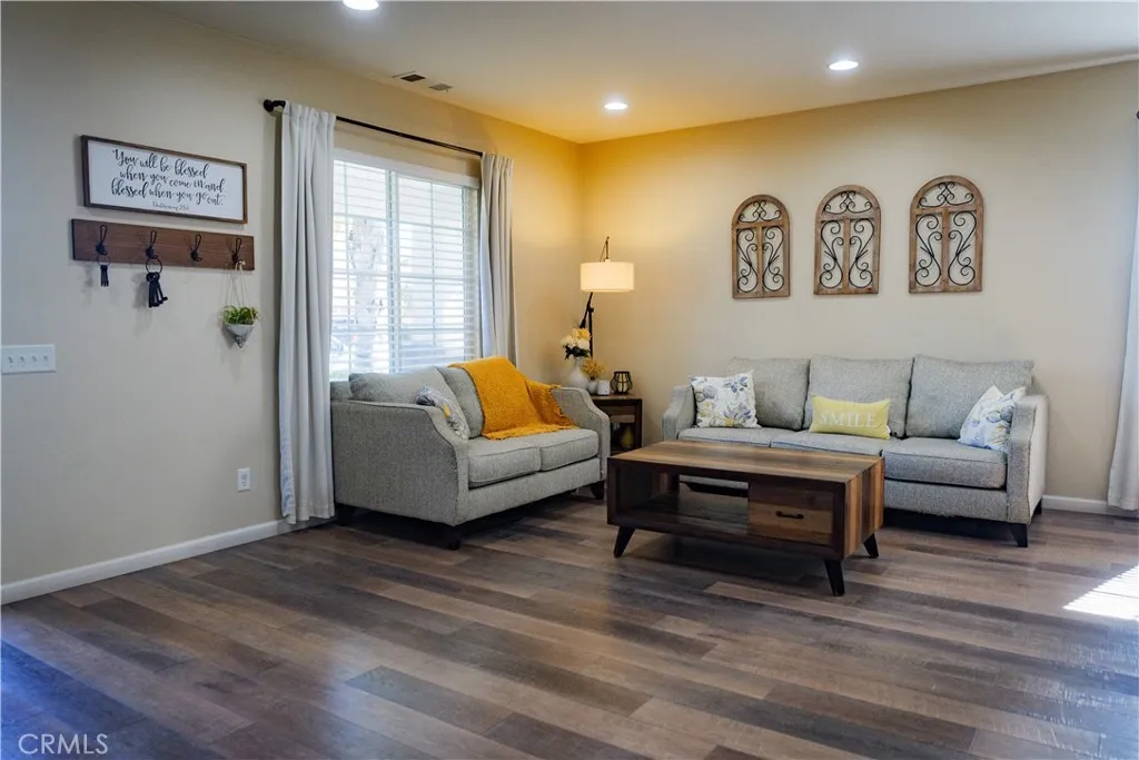 1174 Enchanted Trail, San Jacinto, California 92582 home-pic-13