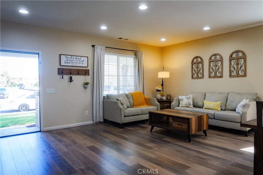 1174 Enchanted Trail, San Jacinto, California 92582 home-pic-12
