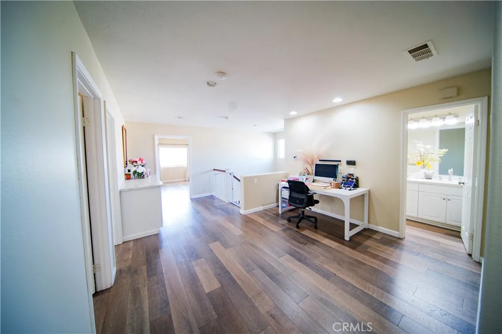 1174 Enchanted Trail, San Jacinto, California 92582 home-pic-45