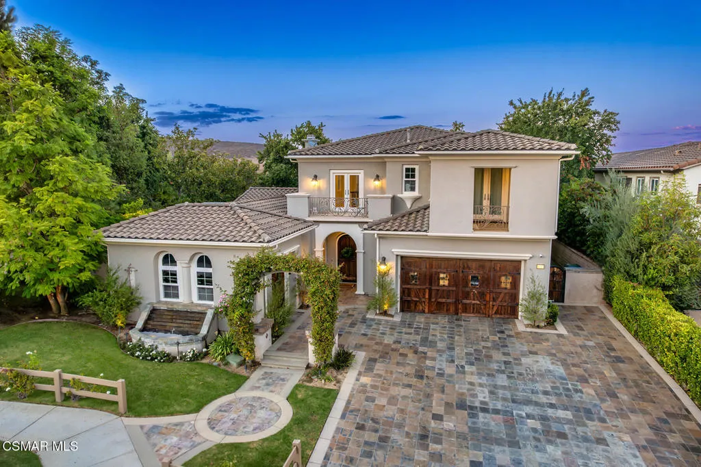 457 Vineyard Drive, Simi Valley, California 93065 home-pic-5