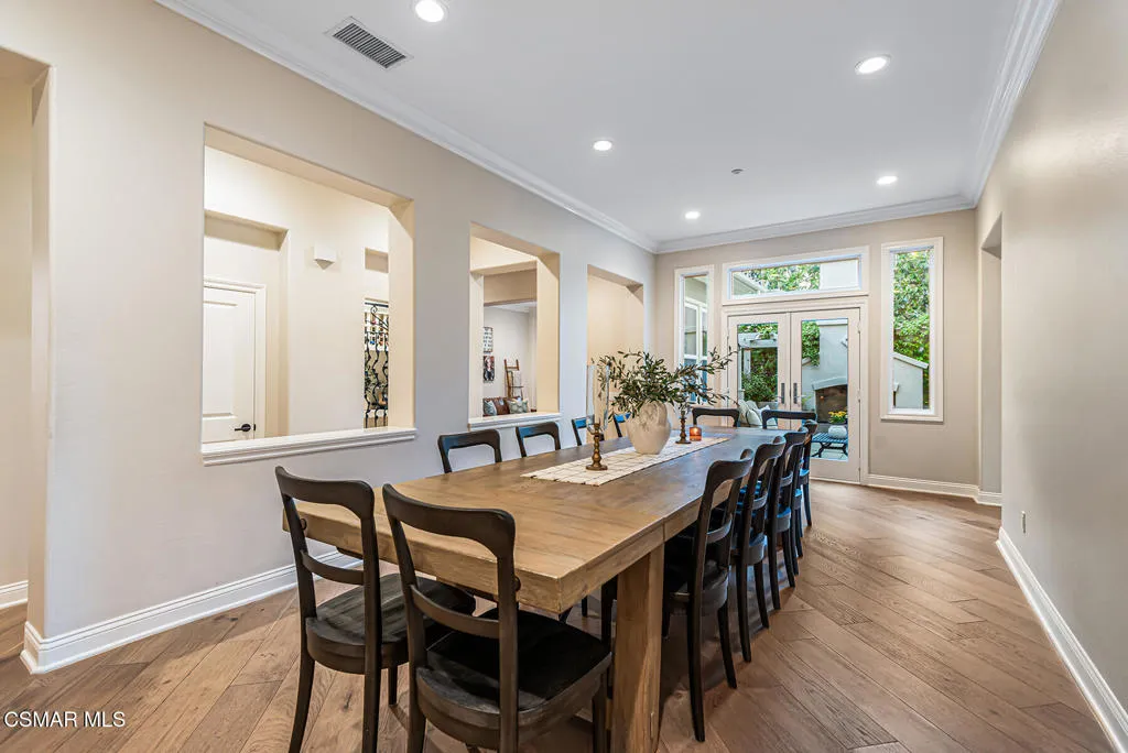 457 Vineyard Drive, Simi Valley, California 93065 home-pic-16