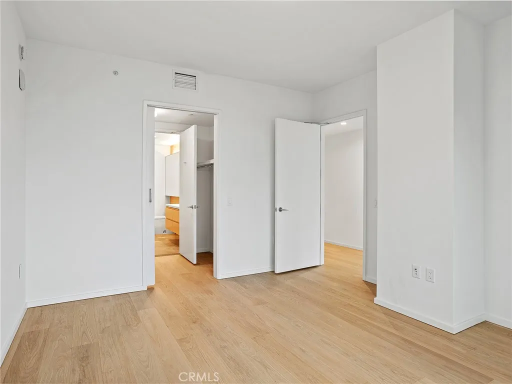 877 Francisco Street 4106, Los Angeles, California 90017 home-pic-24