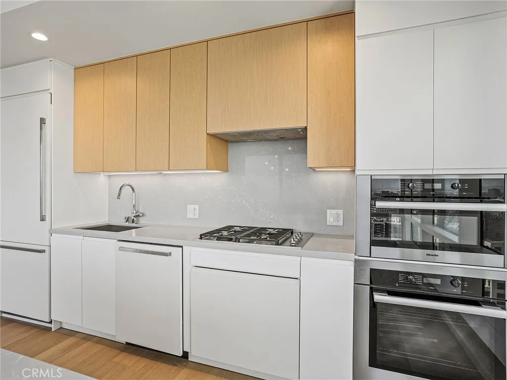 877 Francisco Street 4106, Los Angeles, California 90017 home-pic-10
