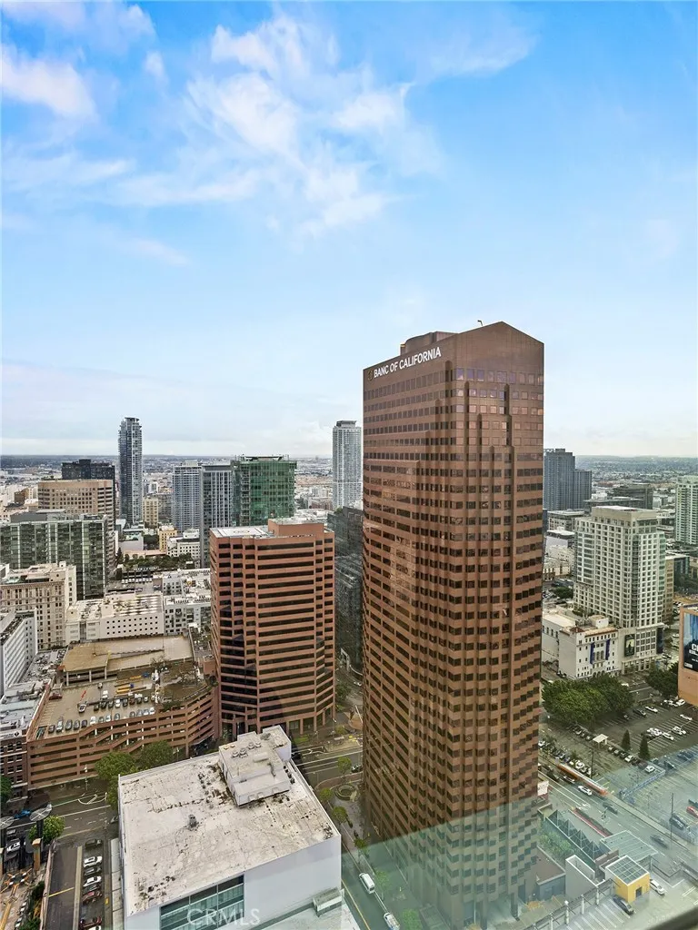877 Francisco Street 4106, Los Angeles, California 90017 home-pic-21