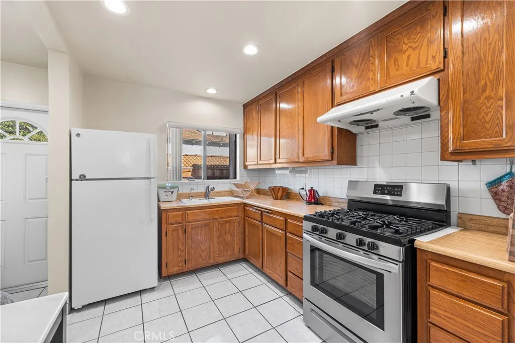 5431 Cartwright, North Hollywood, California 91601 home-pic-21