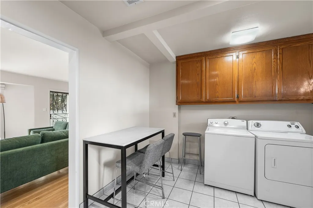 5431 Cartwright, North Hollywood, California 91601 home-pic-25