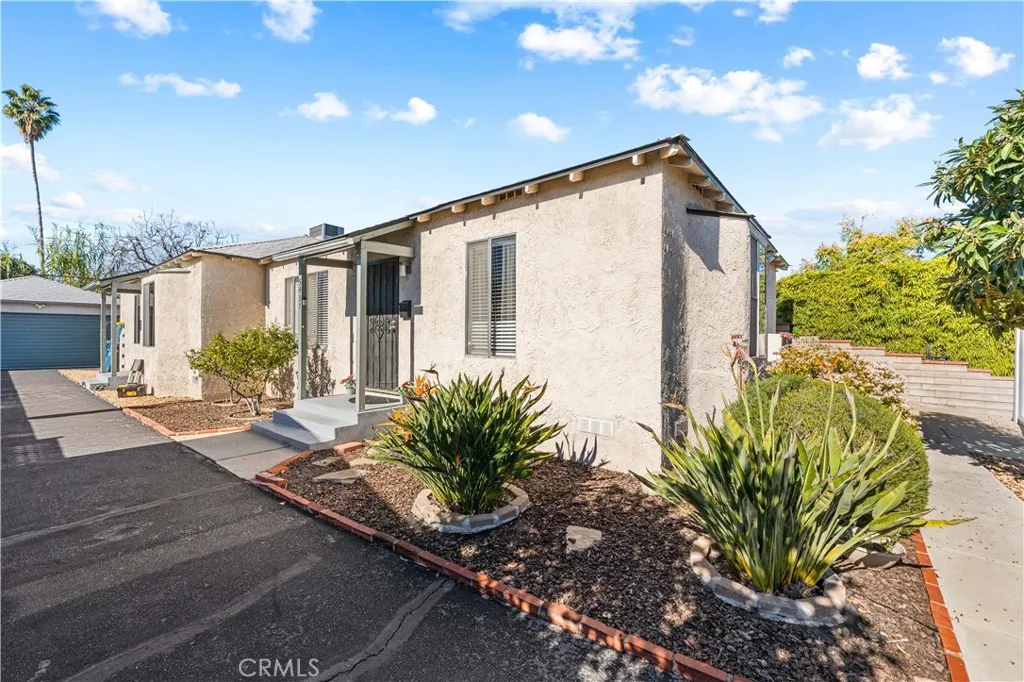 5431 Cartwright, North Hollywood, California 91601 home-pic-1