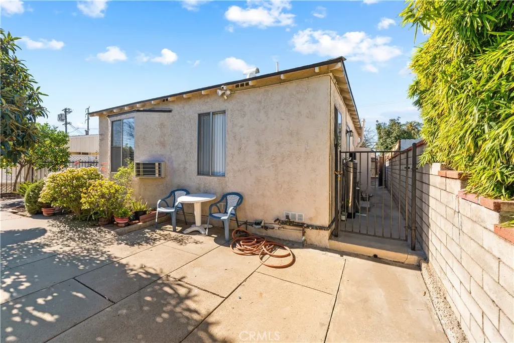 5431 Cartwright, North Hollywood, California 91601 home-pic-37
