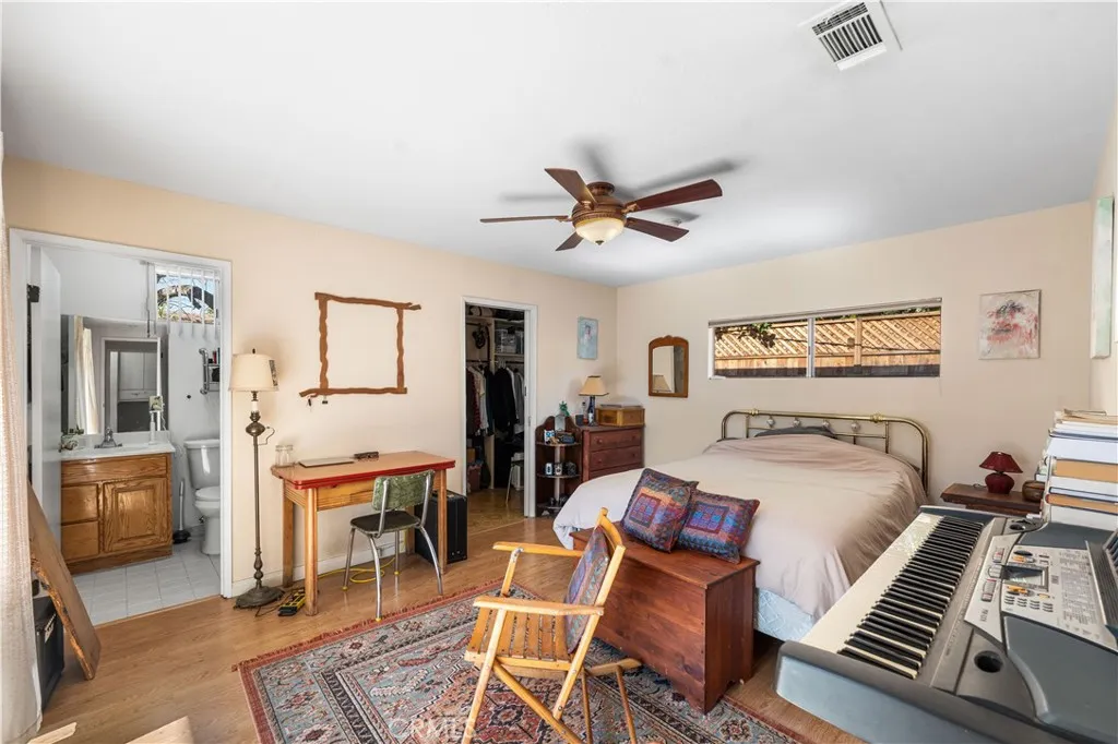 5431 Cartwright, North Hollywood, California 91601 home-pic-29