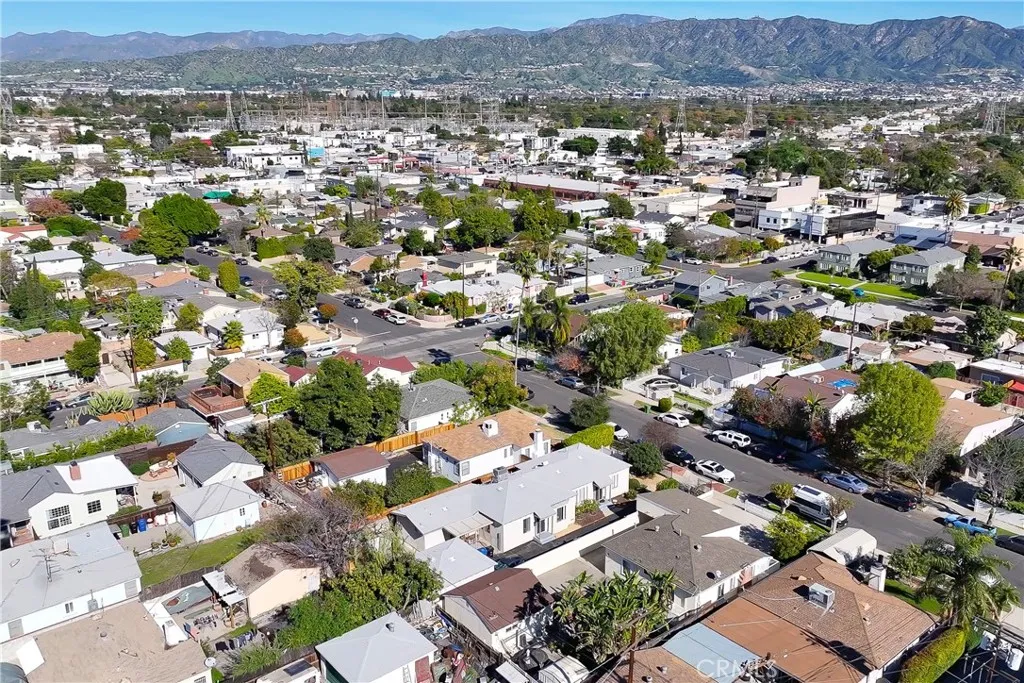 5431 Cartwright, North Hollywood, California 91601 home-pic-52