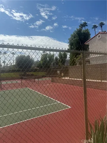 Tennis & Pickle ball courts