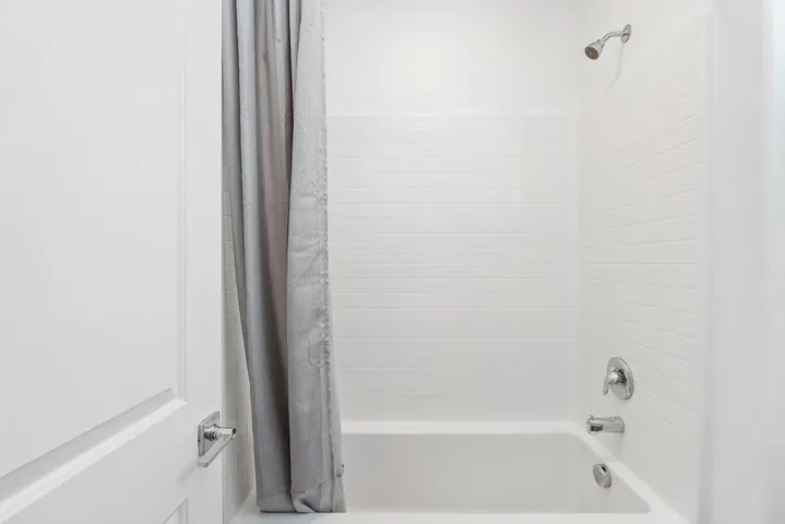 30_12000907_186305_186305-EI-123