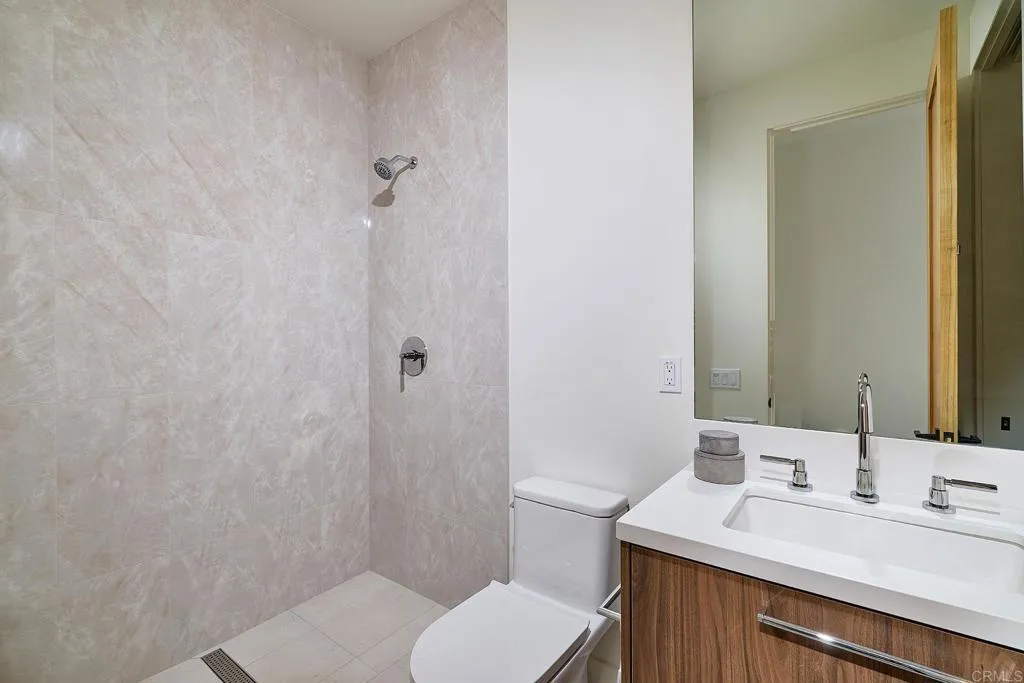 3905 Haines, San Diego, California 92109 home-pic-20