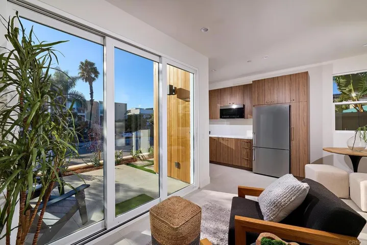 1/1 Sleeping Unit lower level