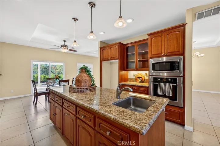 39475 Bruce Ln.generous island with prep sink
