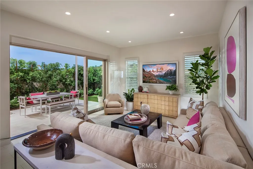 223 Birdseye, Irvine, California 92618 home-pic-2