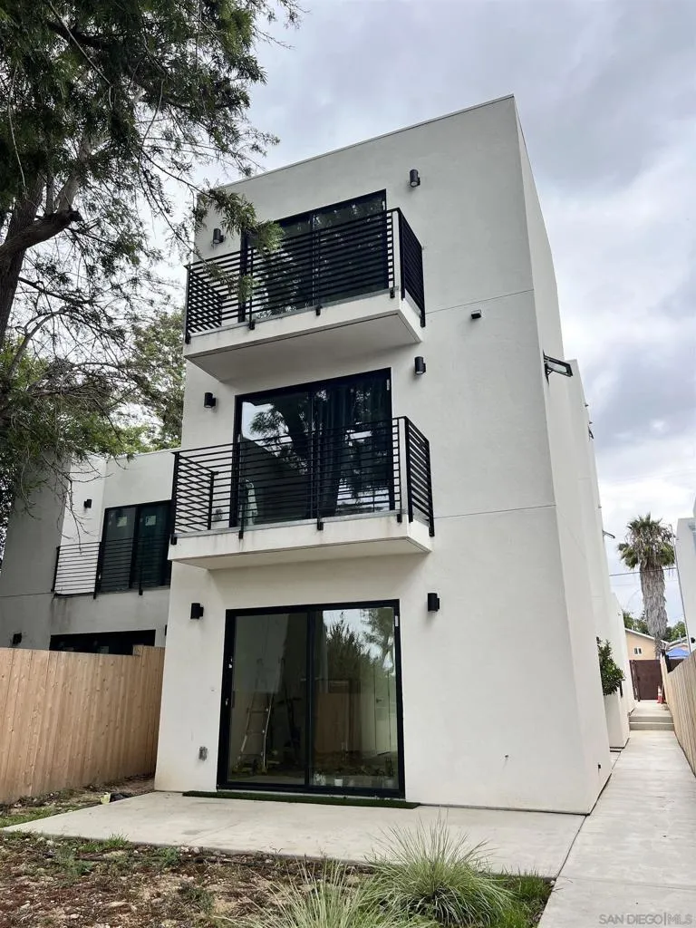3653 Wilson Ave, San Diego, California 92104 home-pic-4