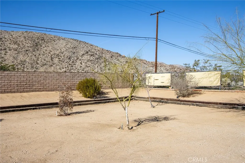 62110 Crestview Drive, Joshua Tree, California 92252 home-pic-36