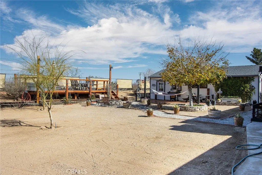 62110 Crestview Drive, Joshua Tree, California 92252 home-pic-37