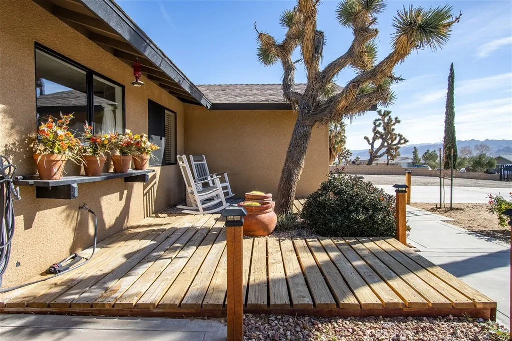 62110 Crestview Drive, Joshua Tree, California 92252 home-pic-9