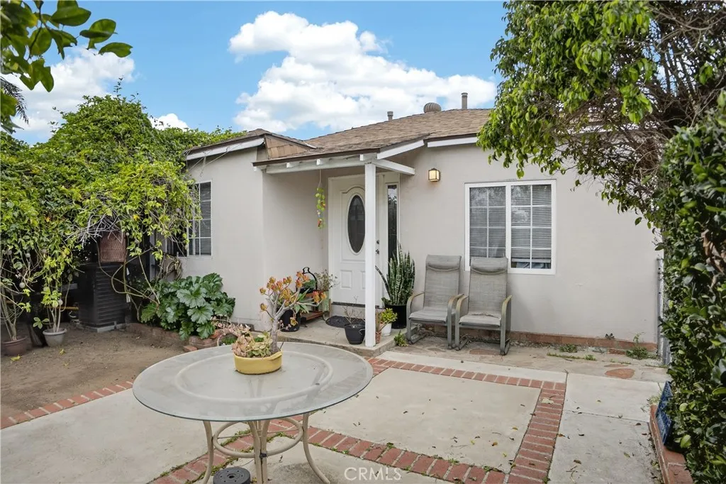 13513 Sayre, Sylmar, California 91342 home-pic-25