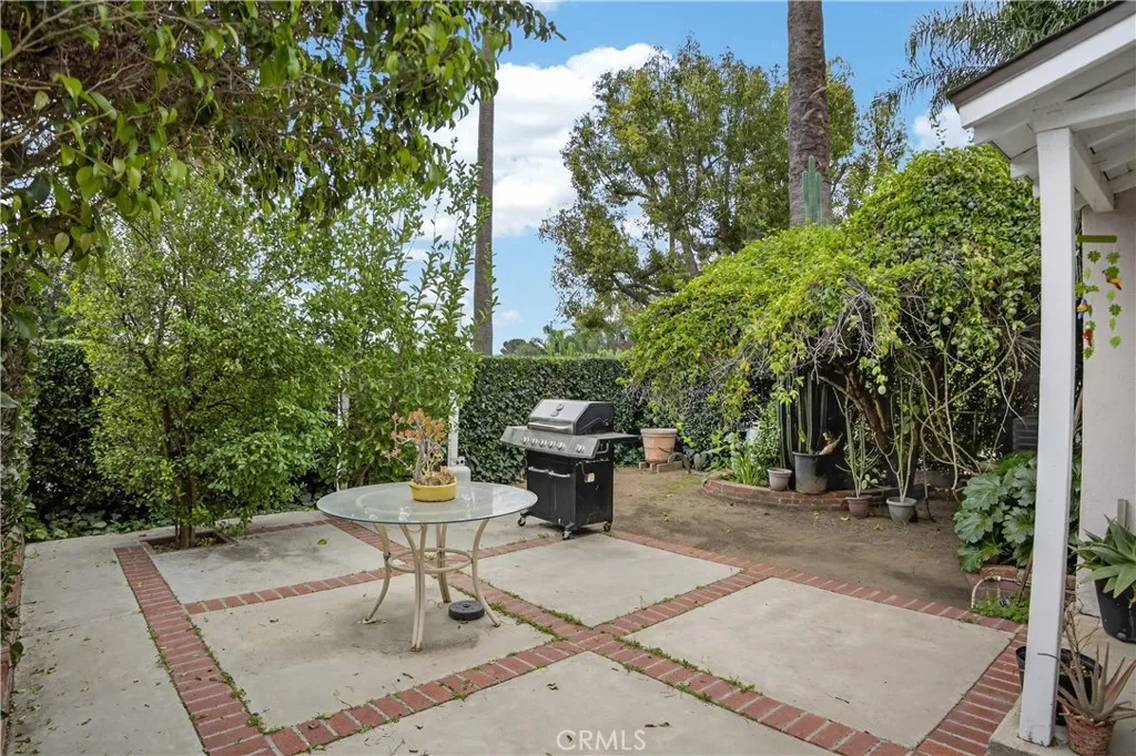 13513 Sayre, Sylmar, California 91342 home-pic-26