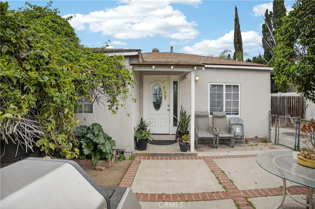 13513 Sayre, Sylmar, California 91342 home-pic-24