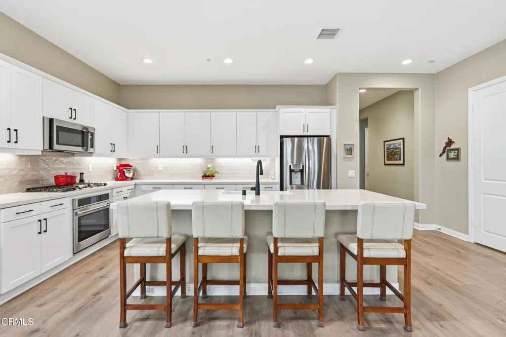 32_126 wisteria st-30