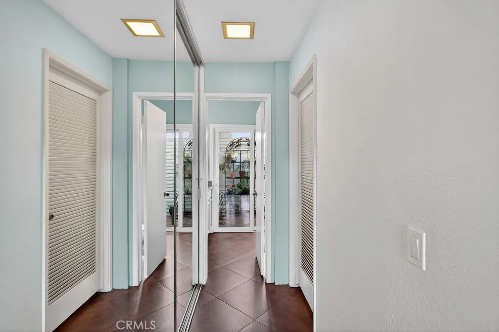 517 Gorgonia, Newport Beach, California 92660 home-pic-12