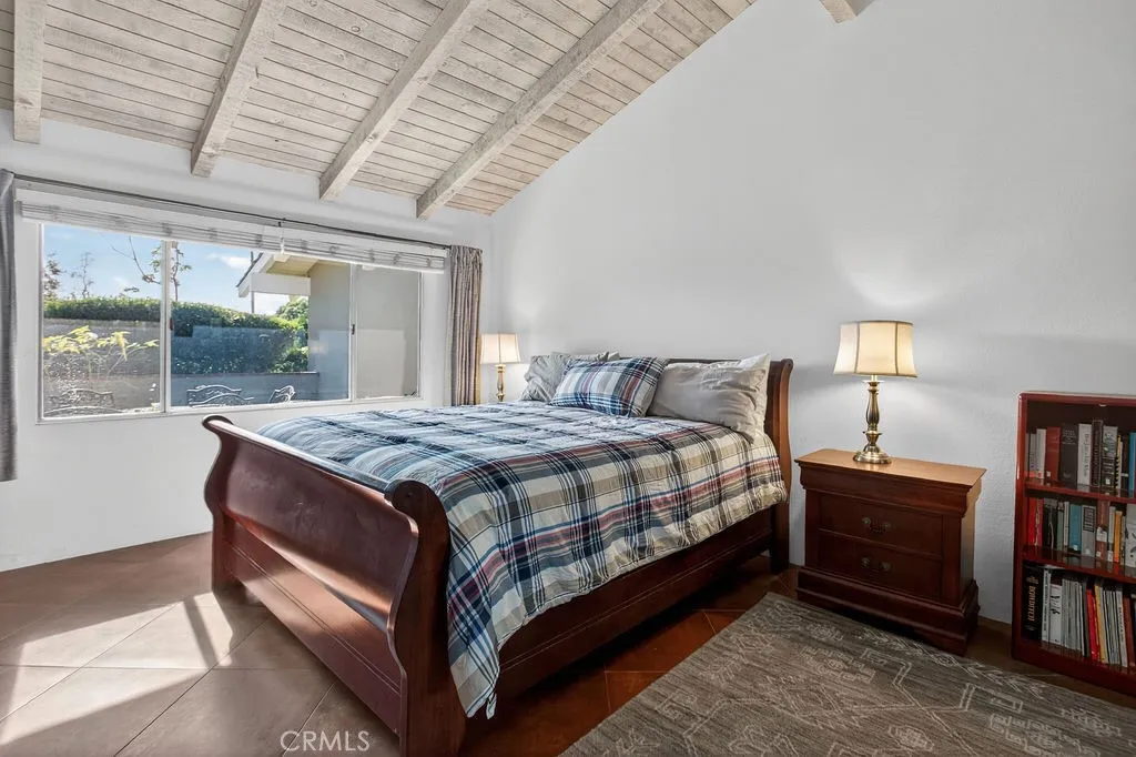 517 Gorgonia, Newport Beach, California 92660 home-pic-11