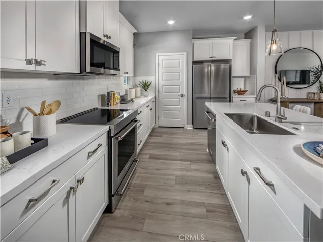 Photo is not of the actual home, but is an inspirational photo of builder’s model home and may depict options, furnishings, and/or decorator features that are not included
