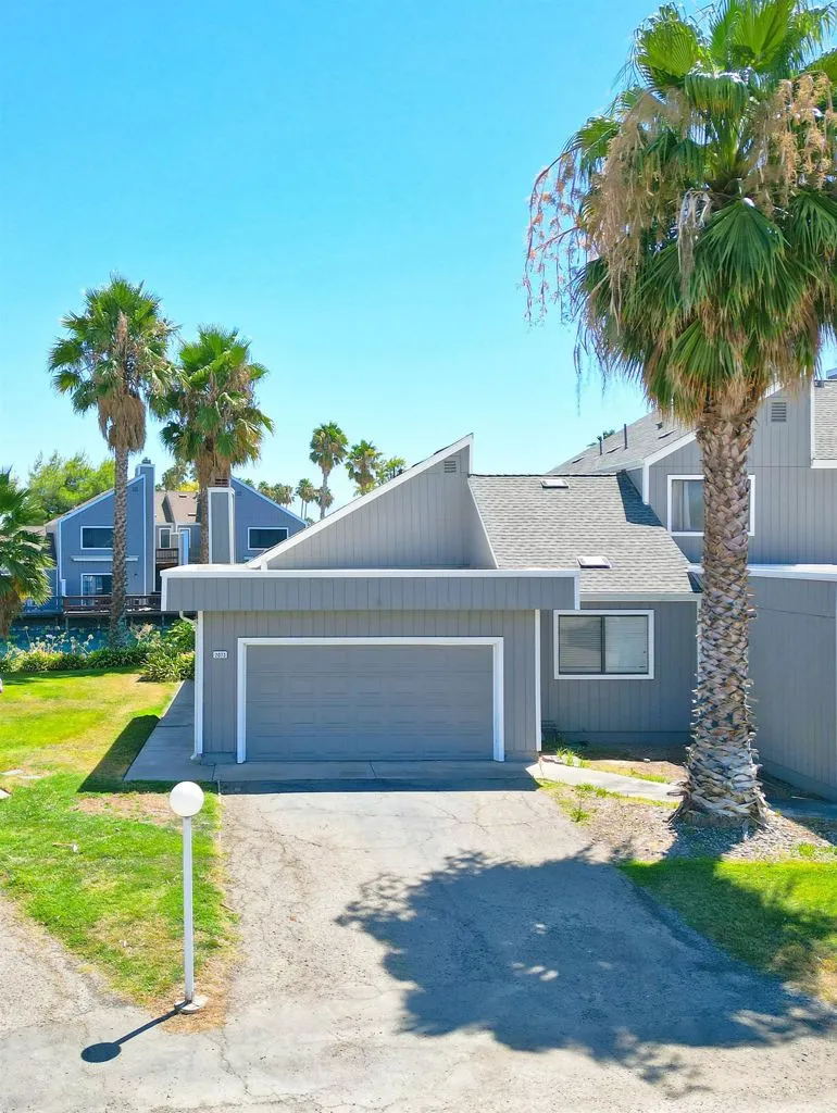 2073 2073 Sand Point Rd, Discovery Bay, California 94505 home-pic-2