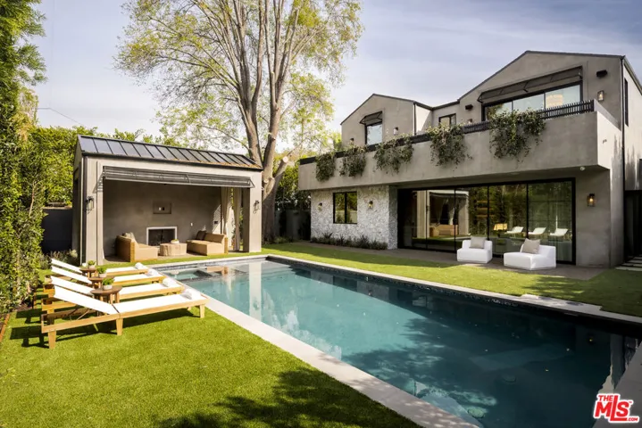 4165 Nagle Avenue, Sherman Oaks, California 91423