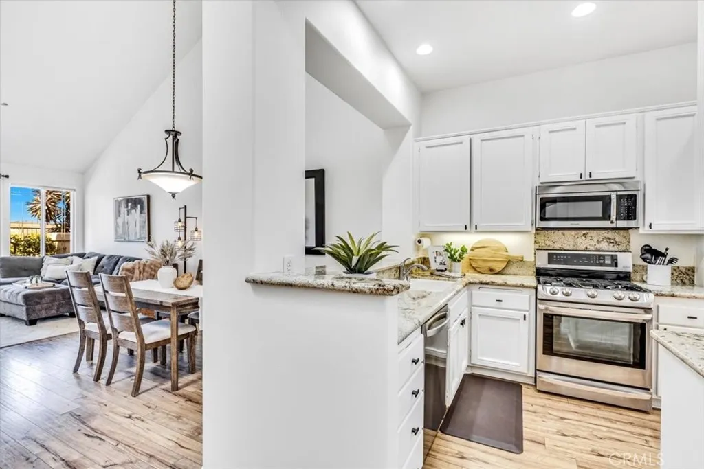 27317 Paseo Placentia, San Juan Capistrano, California 92675 home-pic-12