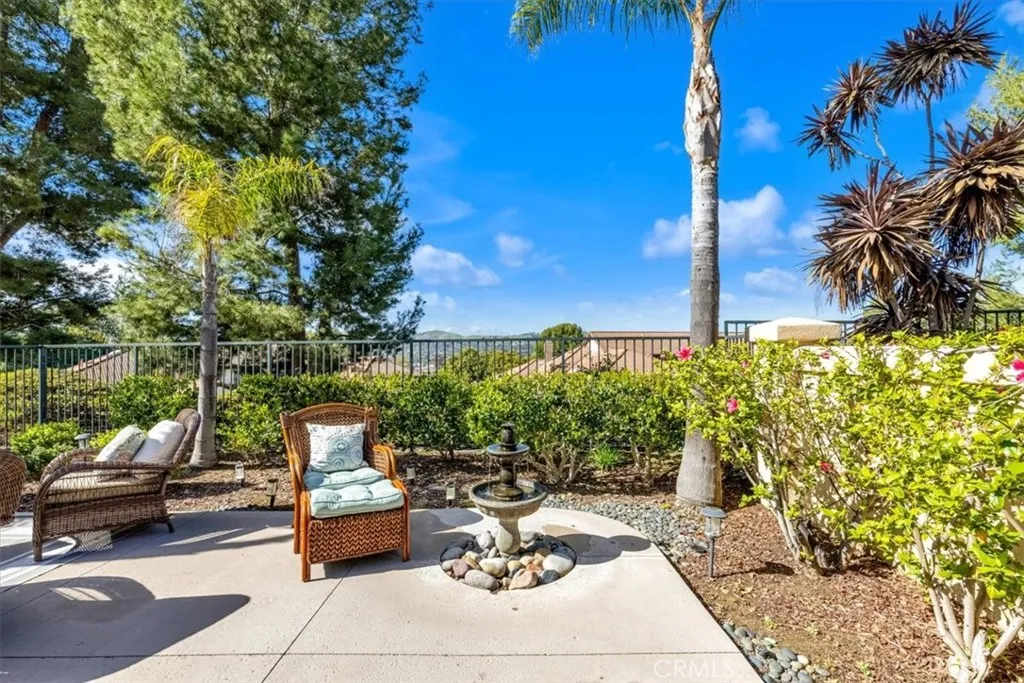 27317 Paseo Placentia, San Juan Capistrano, California 92675 home-pic-2