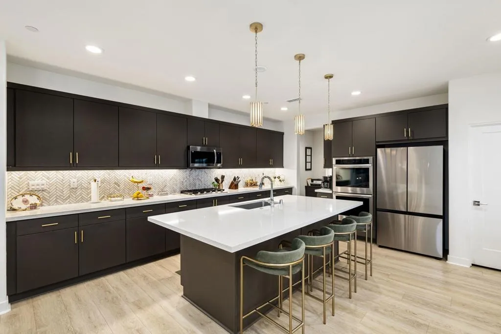 36002 Bertain Drive, Palm Desert, California 92211 home-pic-14