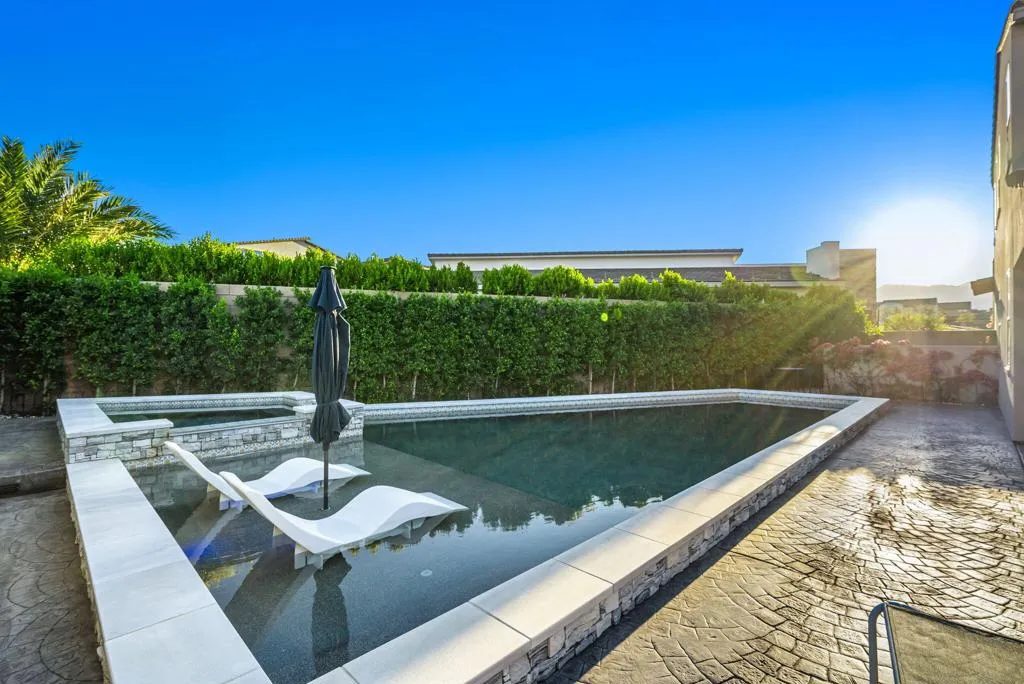 36002 Bertain Drive, Palm Desert, California 92211 home-pic-38