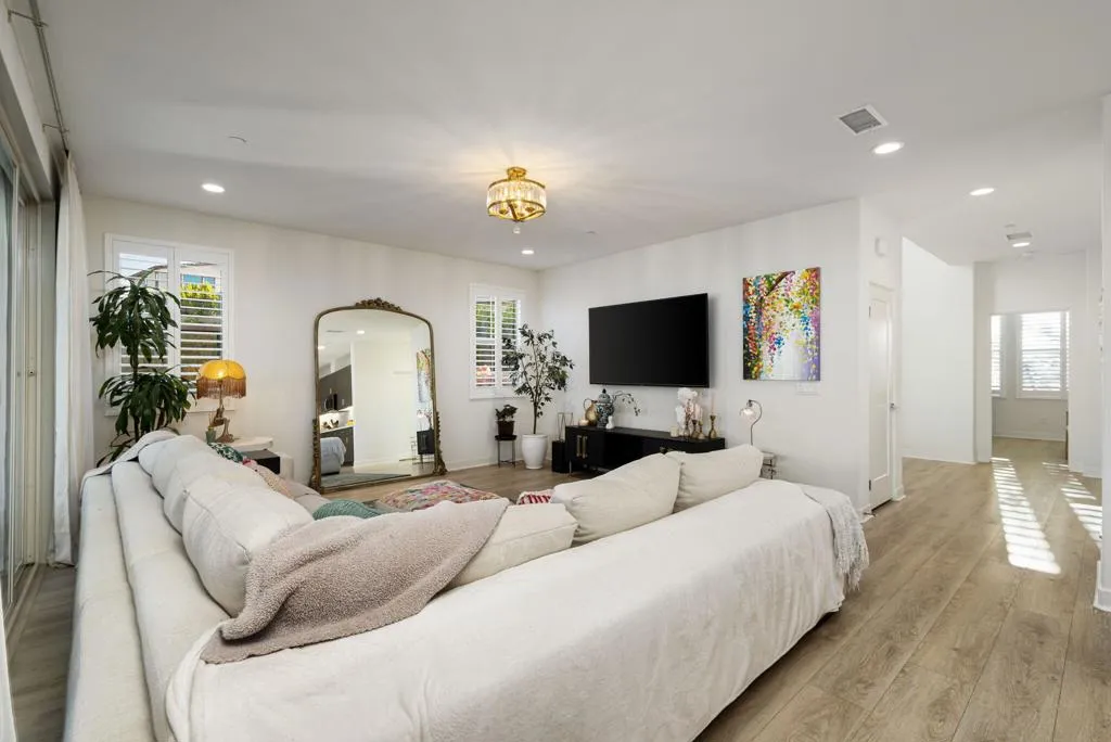 36002 Bertain Drive, Palm Desert, California 92211 home-pic-7