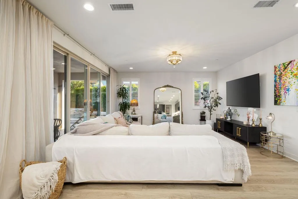 36002 Bertain Drive, Palm Desert, California 92211 home-pic-6