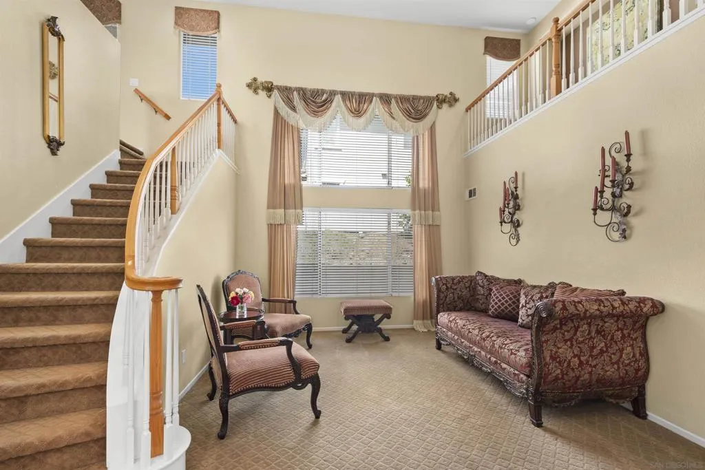 10145 Challenger Ct, Spring Valley, California 91978 home-pic-12