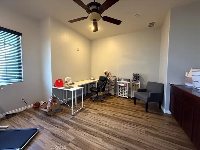 10265 Cotoneaster Street, Apple Valley, California 92308