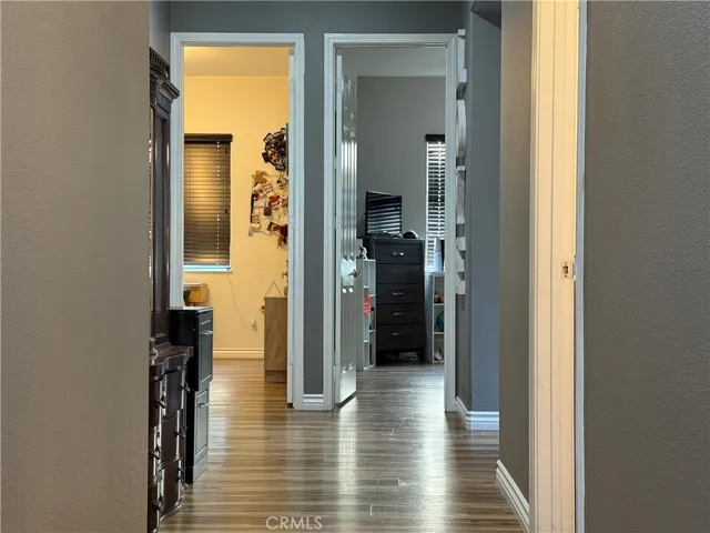 10265 Cotoneaster Street, Apple Valley, California 92308